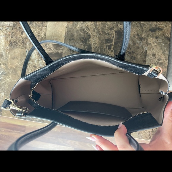 Kate Spade Tote - Picture 4 of 4